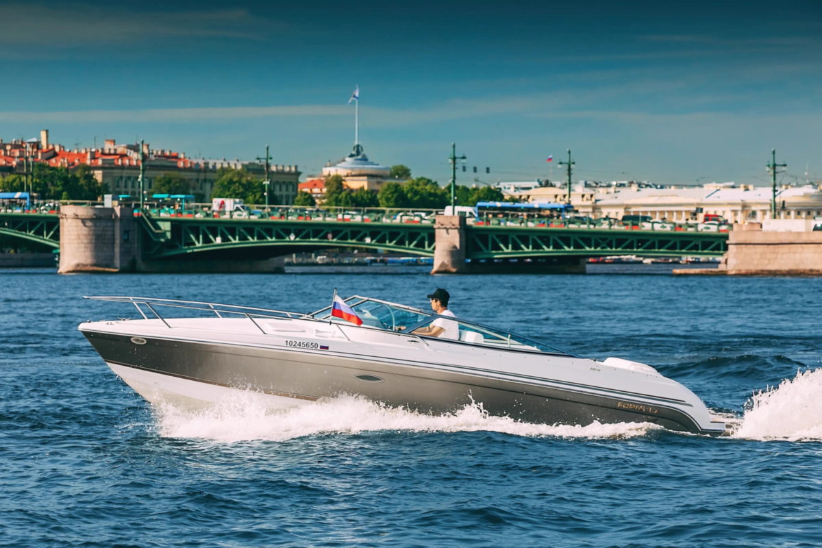 Катер Formula 260 «Magnum» image- 5